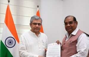 मेडिकल कॉलेज में ‘बुद्ध रसोई’ निर्माण के लिए राज्यसभा सांसद बृज लाल ने रेल मंत्री से माँगा सीएसआर फंड