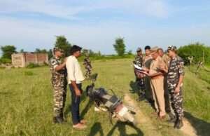 भारत-नेपाल सीमा पर एसएसबी और यूपी पुलिस की संयुक्त कार्रवाई, 3 चोरी की बाइक समेत एक नेपाली अभियुक्त गिरफ्तार