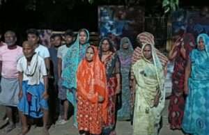 खंनवारी प्रधान के खिलाफ फूटा गुस्सा ग्रामीणों का