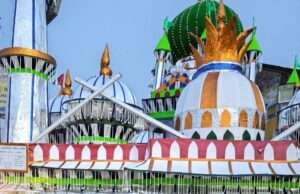 पडरौना का चहल्लुम मेला बना आकर्षण का केंद्र