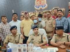 नकली और मिश्रित अंग्रेजी शराब बनाने वाले गिरोह का भंडाफोड़, दो गिरफ्तार