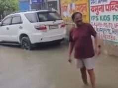बारिश ने खोली खागा की जलनिकासी व्यवस्था की पोल, घर के किचन तक घुसा पानी