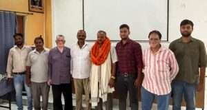 हरिश्चंद्र पीजी कॉलेज- भौतिकी विभाग के प्रयोगशाला सहायक मुरलीधर गिरी 21 वर्षों की सेवा के उपरांत सेवानिवृत्त, भावभीनी विदाई