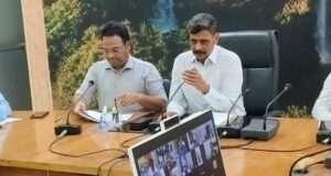 नाराज मण्डलायुक्त ने 5 परियोजना प्रबंधकों का रोका वेतन, प्रतिकूल प्रविष्टि का निर्देश