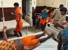 अनियंत्रित पिकप पलटने से दर्जन भर कांवरिया घायल, तीन रेफर