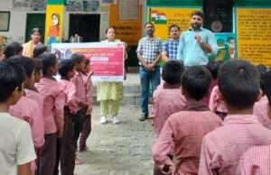राष्ट्रीय कृमि दिवस पर बच्चों को खिलाई एल्बेंडाजोल की गोली