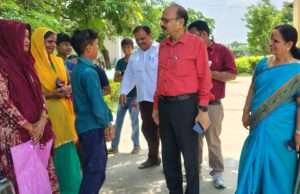 सीडीओ ने कांधनी विद्यालय व छात्रावास का किया निरीक्षण