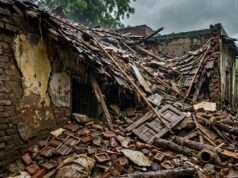 बारिश में गांव गांव जलभराव व मकान गिरने से ग्रामीण परेशान, समस्या से निपटने के लिए एसडीएम राजस्व टीम के साथ अलर्ट