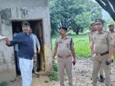 डुमरियागंज में एसडीएम और सीओ ने की पटाखा दुकानों की सघन चेकिंग, सुरक्षा मानकों के दिए सख्त निर्देश