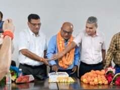शिक्षक दिवस पर हरिश्चंद्र पीजी कॉलेज में भव्य समारोह, सेवानिवृत्त प्रोफेसर अनिल कुमार का हुआ सम्मान